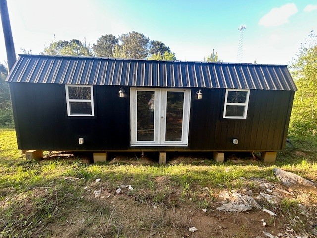 0 Stones Road Camden, TN 38320 - Photo 8 of 28 a backyard of a house
