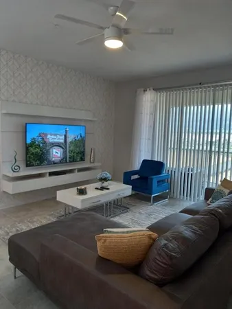 $2,900 | 1041 Splash Shot Place, Unit 1041, Davenport, FL 33896