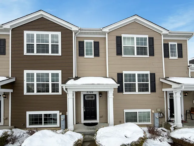 $2,500 | 2385 Upland Road, Pingree Grove, IL 60140