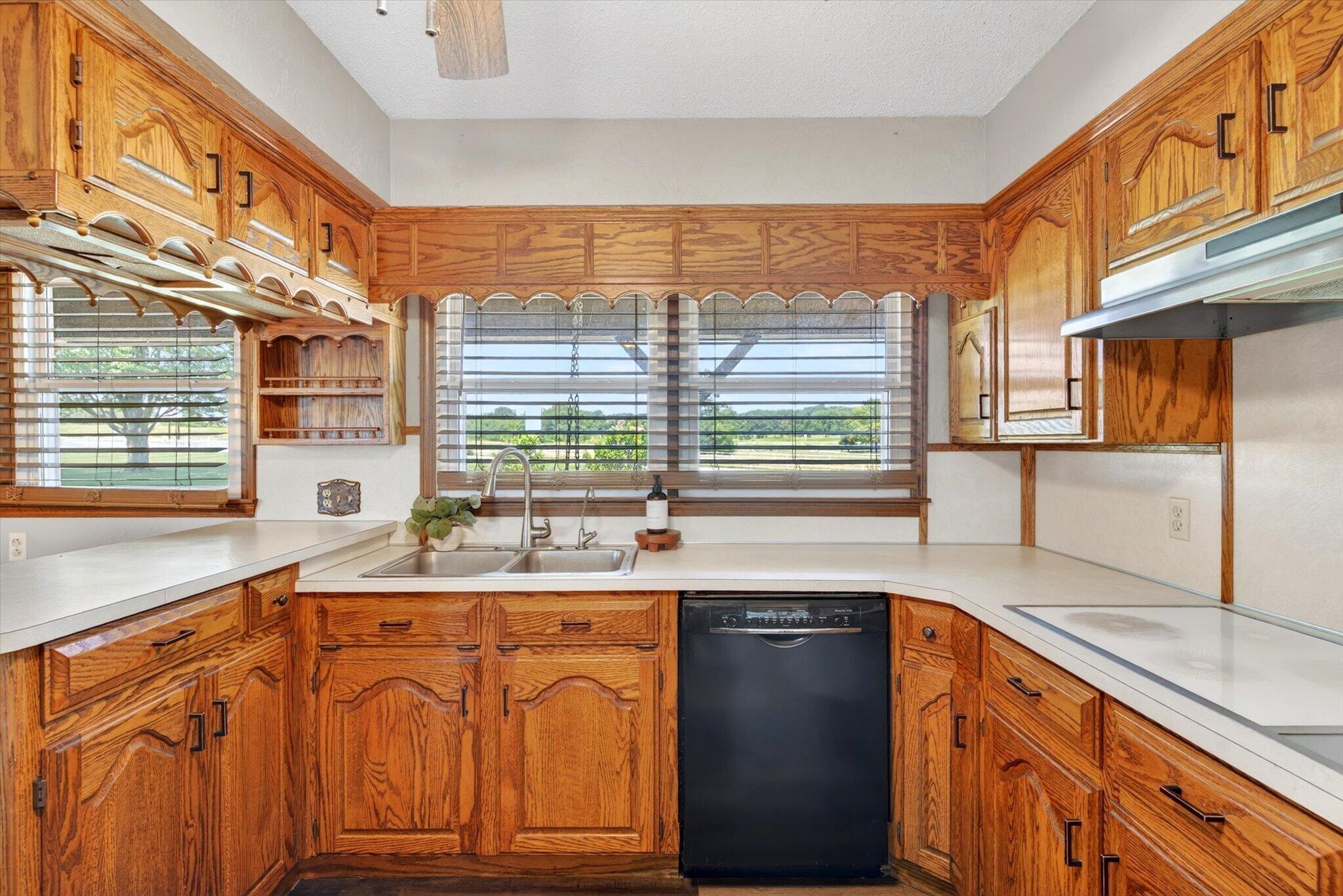 4346 South 97th Road Bolivar, MO 65613 - Photo 15 of 65 17-16