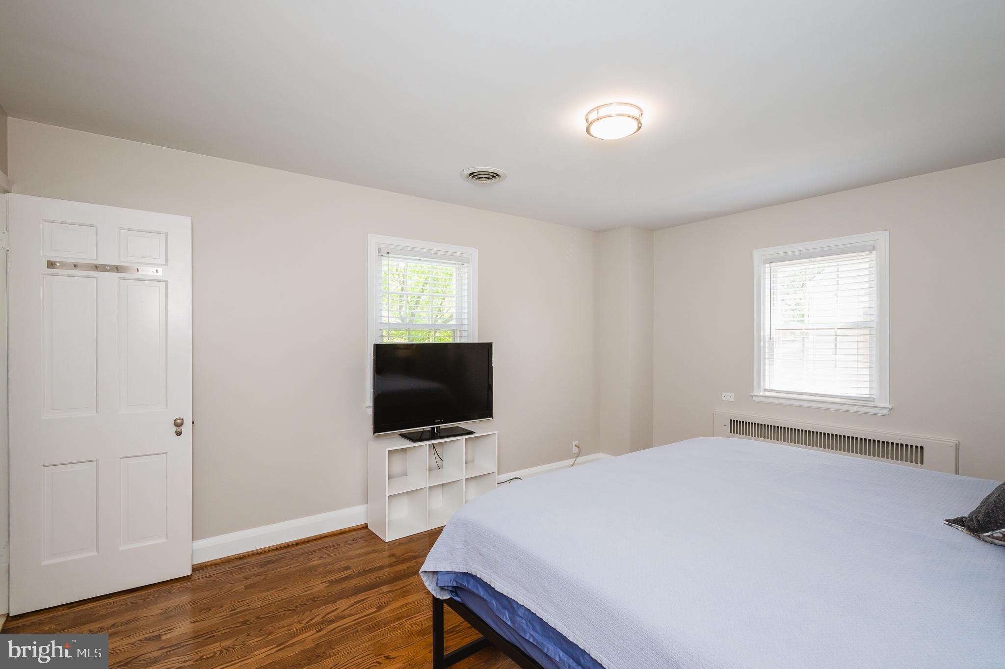 7025 Kenleigh Road Baltimore, MD 21212 - Photo 24 of 53 Primary bedroom.