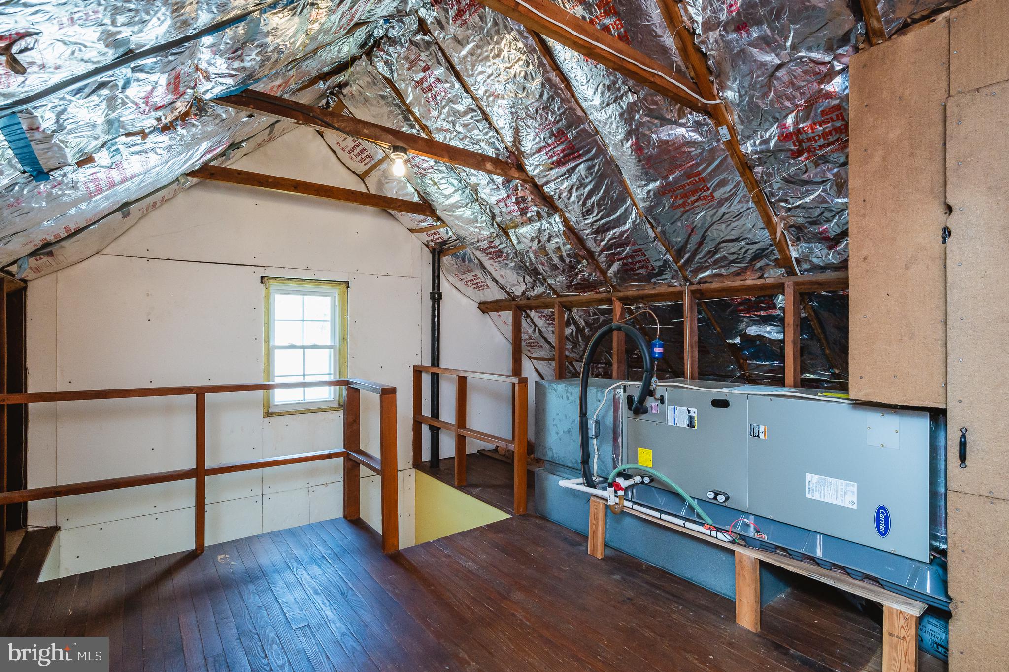 7025 Kenleigh Road Baltimore, MD 21212 - Photo 41 of 53 Third level. Attic space. Hardwood flooring.