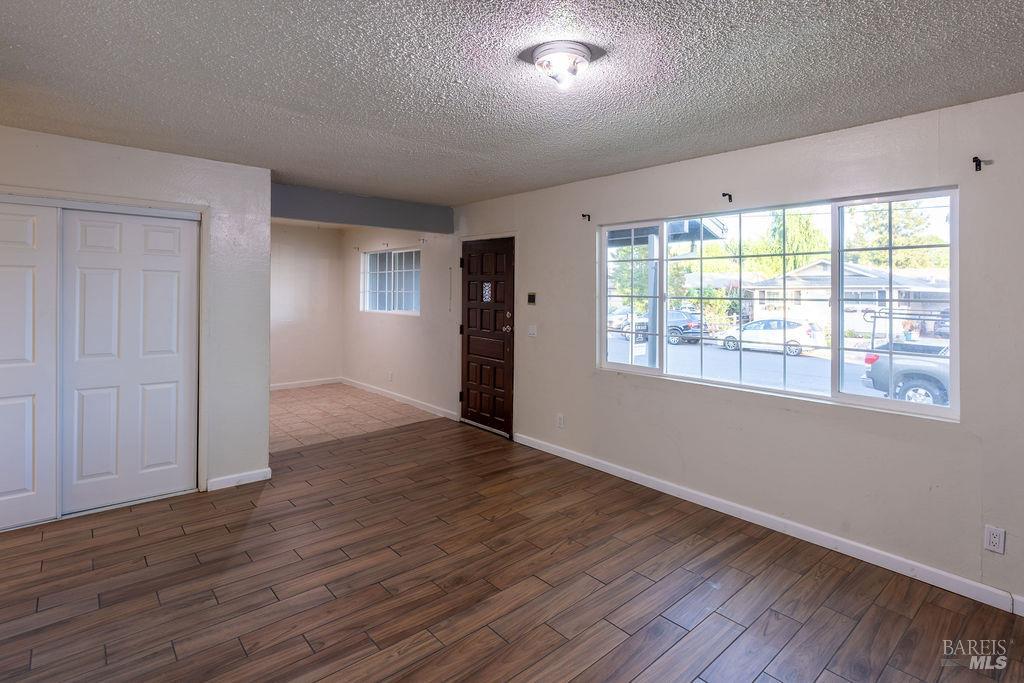 1079 Odell Lane Santa Rosa, CA 95407 - Photo 8 of 28