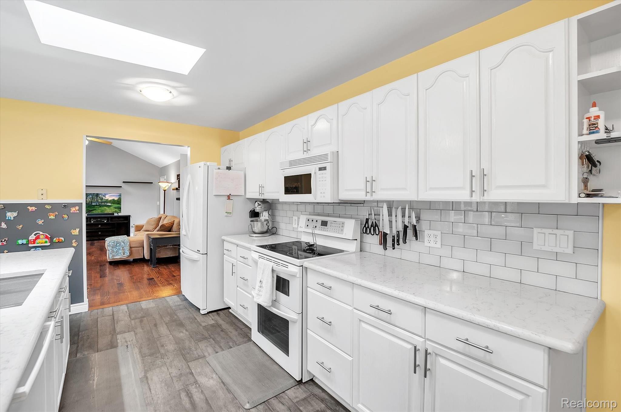 1450 Chilson Road Howell, MI 48843 - Photo 16 of 49 23-1450-Chilson-Rd-WindowStill-Real-Estate-Photography-23.jpg