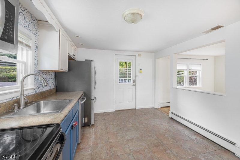 15 Laceytown Road Franklin, NJ 07416 - Photo 4 of 25 Gallery Image 4