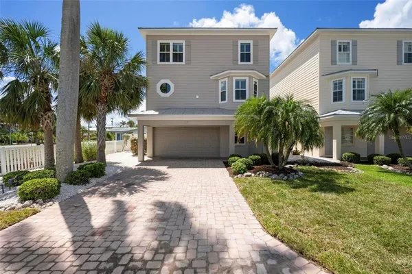 $1,465,000 | 215 65th Street, Holmes Beach, FL 34217