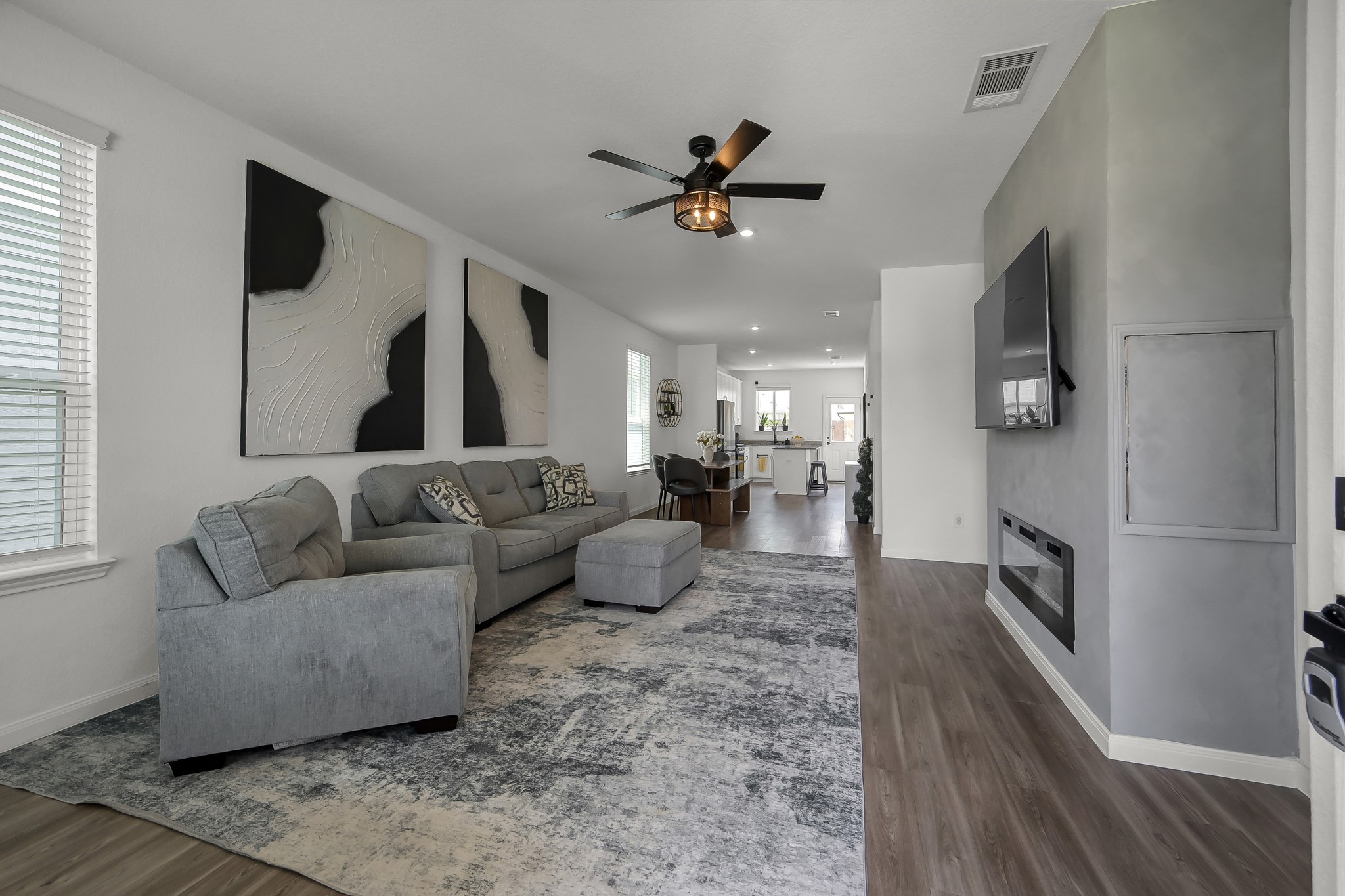 5710 Finely Run St Spring Spring, TX 77373 - Photo 4 of 26