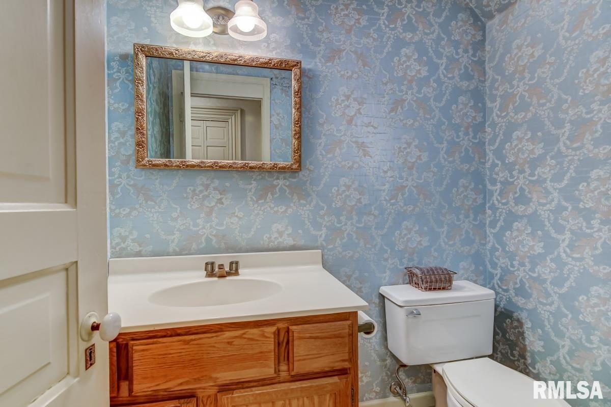 913 South 6th Street Springfield, IL 62703 - Photo 24 of 47