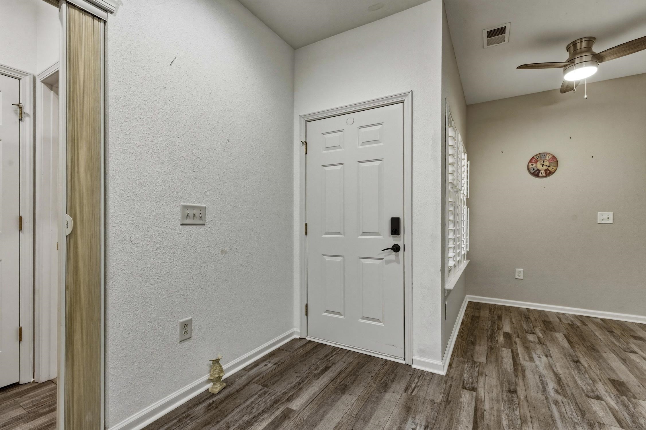 300 Nut Hatch Lane, Unit D Murrells Inlet, SC 29576 - Photo 4 of 33