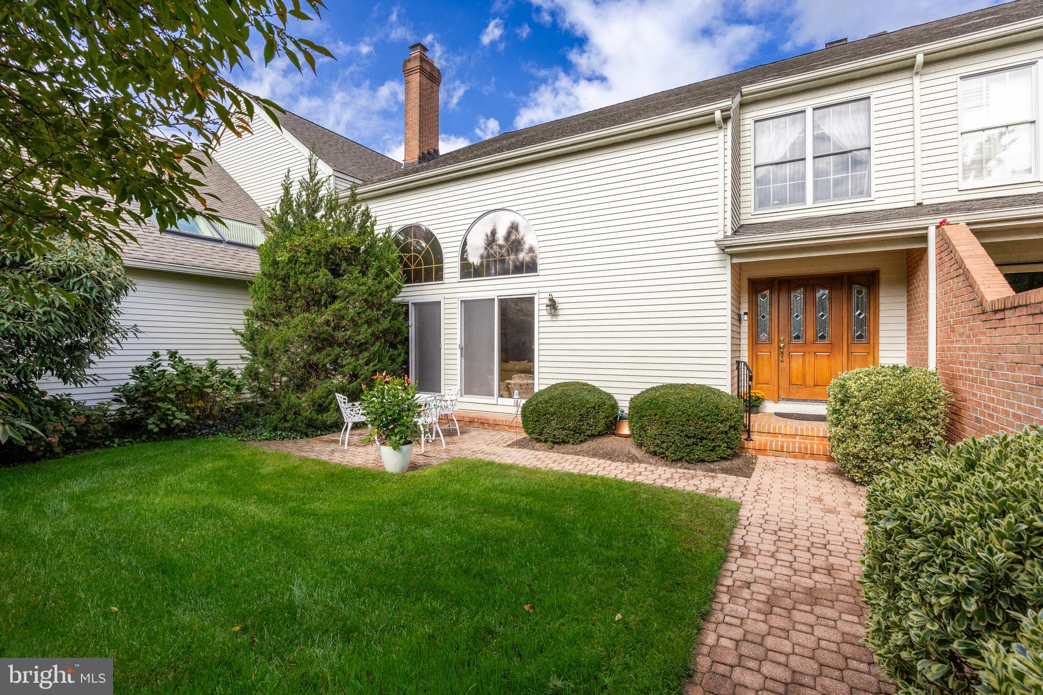 433 Windrow Clusters Drive Moorestown, NJ 08057 - Photo 4 of 46