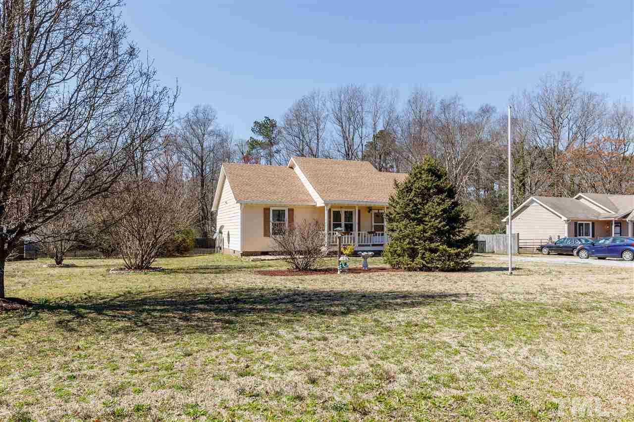 135 Riders Ridge Lane Willow Spring, NC 27592 - Photo 3 of 30 Gallery Image 3