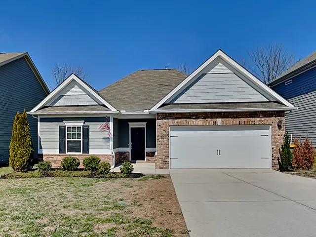 $2,179 | 971 Carnation Drive, Spring Hill, TN 37174