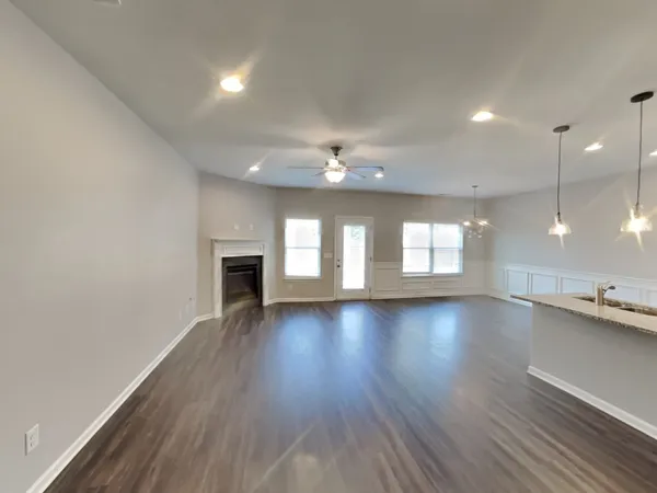 $2,179 | 971 Carnation Drive, Spring Hill, TN 37174