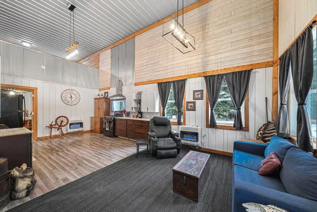 $330,000 | 8074 Grosbeak Drive Northwest, Alden, MI 49612