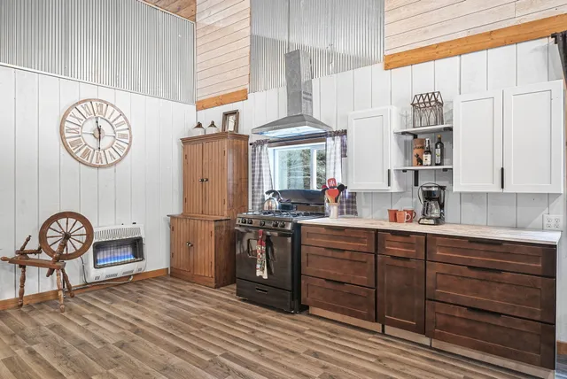 $330,000 | 8074 Grosbeak Drive Northwest, Alden, MI 49612