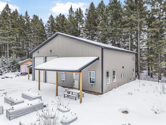 $330,000 | 8074 Grosbeak Drive Northwest, Alden, MI 49612