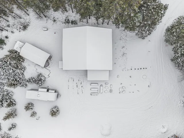 $330,000 | 8074 Grosbeak Drive Northwest, Alden, MI 49612