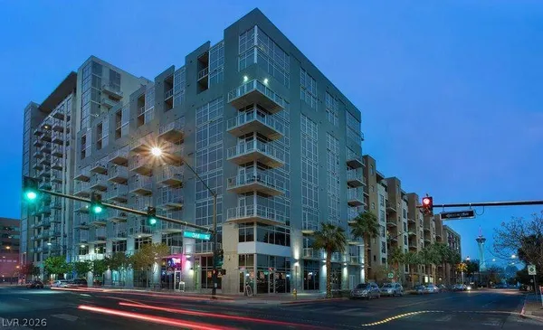 $2,150 | 353 East Bonneville Avenue, Unit 209, Las Vegas, NV 89101