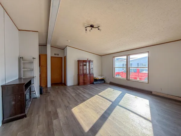 $199,900 | 494 East 18th Street, Zumbrota, MN 55992