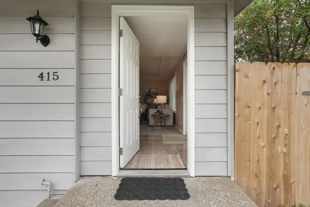 a view of livingroom with bathroom