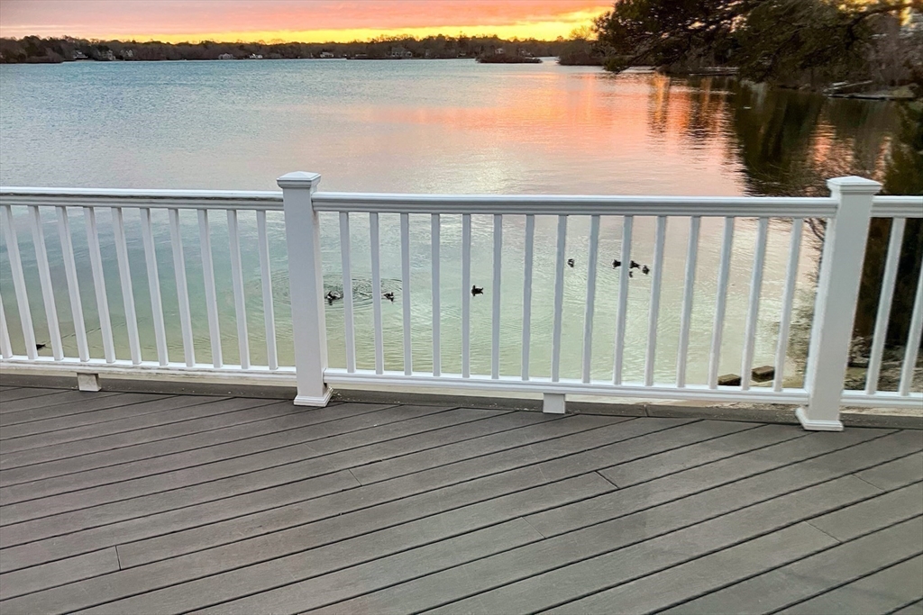 357 Lakeside Drive West Barnstable, MA 02632 - Photo 15 of 33
