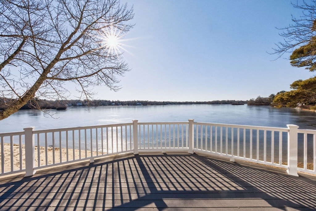 357 Lakeside Drive West Barnstable, MA 02632 - Photo 17 of 33