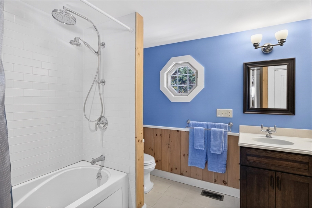 357 Lakeside Drive West Barnstable, MA 02632 - Photo 20 of 33