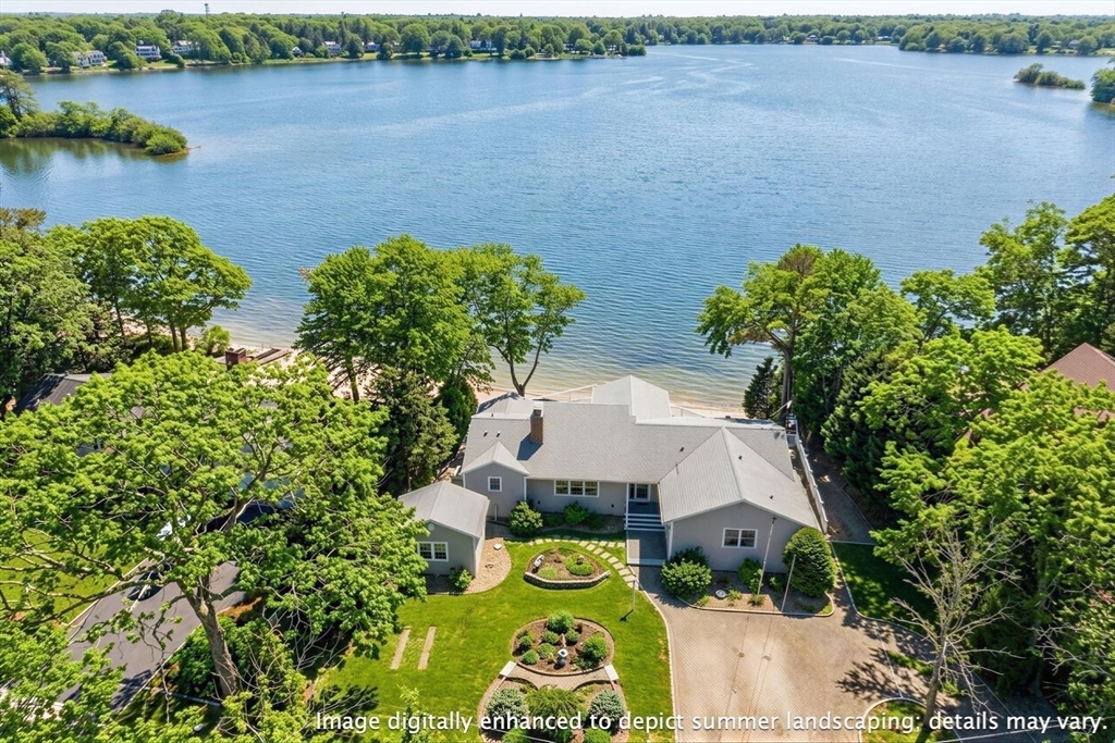 357 Lakeside Drive West Barnstable, MA 02632 - Photo 3 of 33