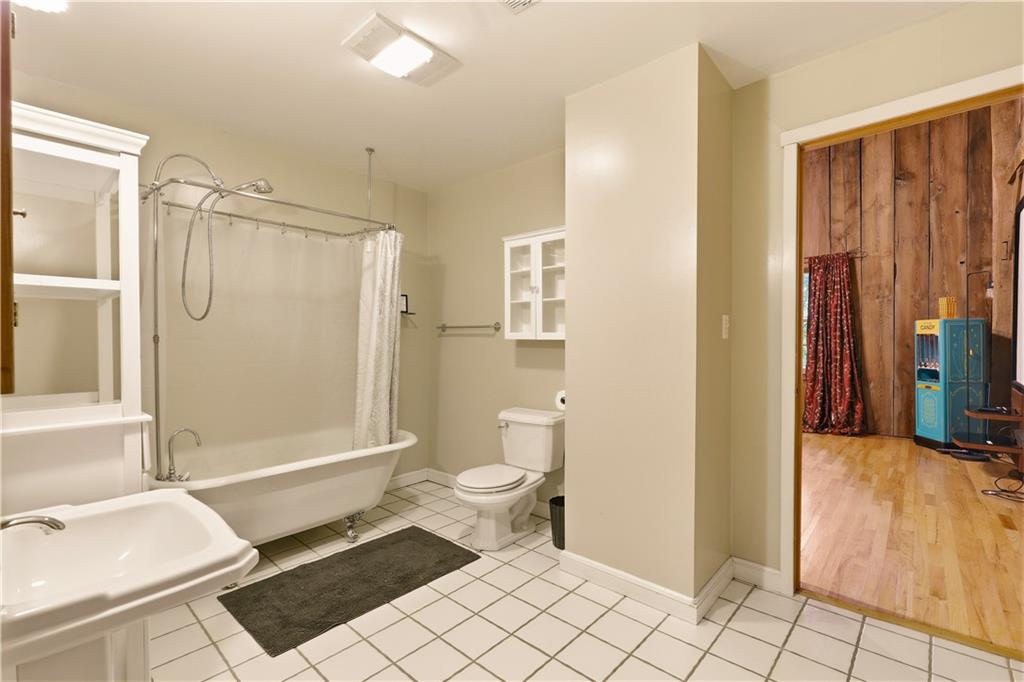 272 Mountainview Road Acme, PA 15610 - Photo 35 of 47