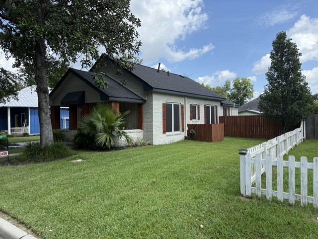 407 2nd Street Humble, TX 77338 - Photo 3 of 21