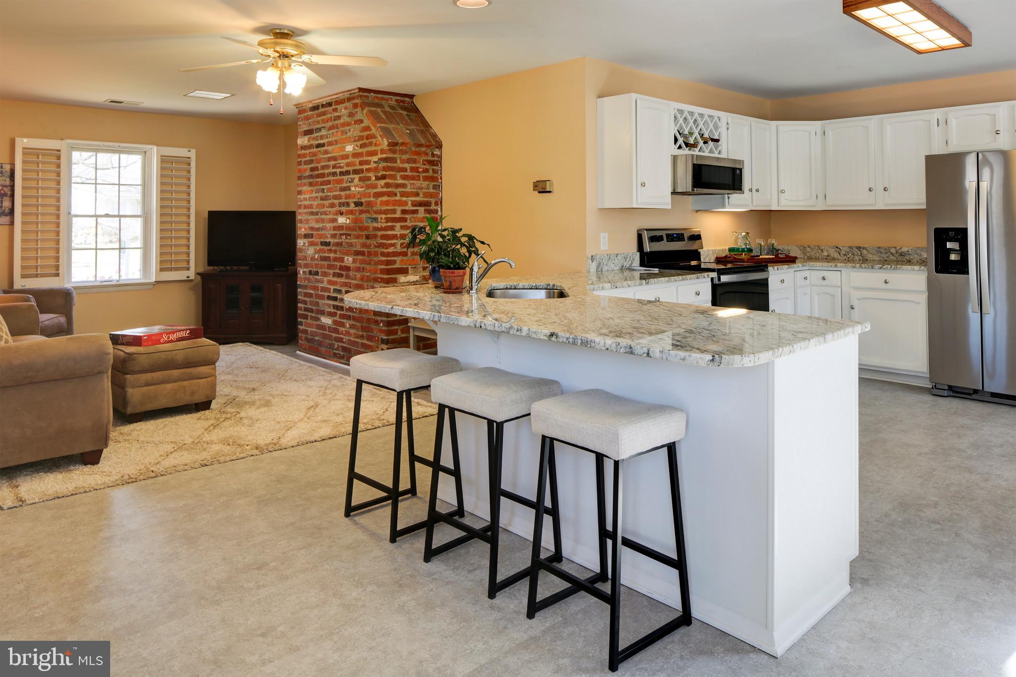 744 Stinchcomb Road Severna Park, MD 21146 - Photo 8 of 32 family room off kitchen