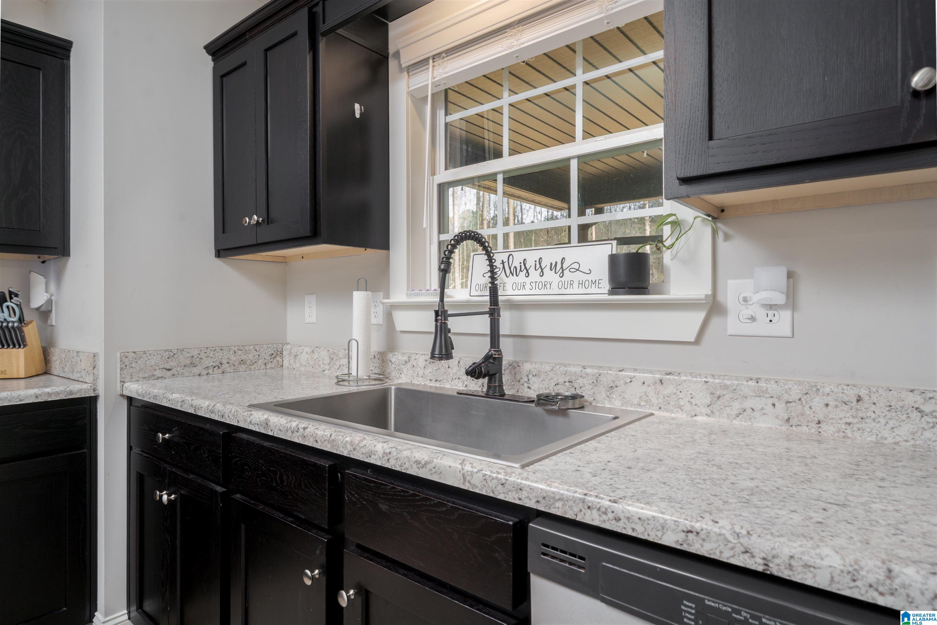 2045 Rising Fawn Drive Warrior, AL 35180 - Photo 21 of 33