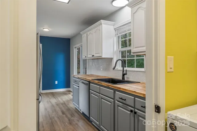 $414,900 | 10 Haven Crest Lane, Fletcher, NC 28732