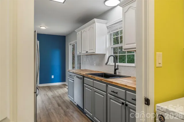 $399,000 | 10 Haven Crest Lane, Fletcher, NC 28732