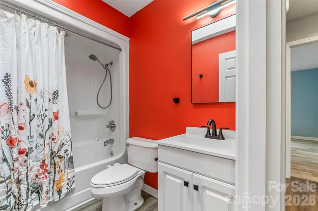 $399,000 | 10 Haven Crest Lane, Fletcher, NC 28732