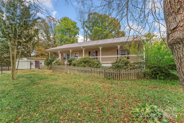 $414,900 | 10 Haven Crest Lane, Fletcher, NC 28732