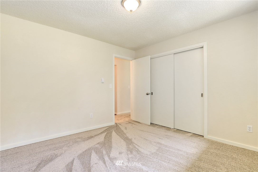 14498 Uzzell Road Southeast Olalla, WA 98359 - Photo 17 of 40 Gallery Image 17