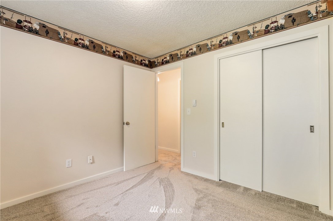 14498 Uzzell Road Southeast Olalla, WA 98359 - Photo 21 of 40 Gallery Image 21