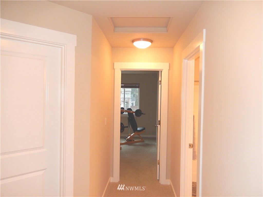 15950 Southeast 164th Place Renton, WA 98058 - Photo 19 of 22 Gallery Image 19
