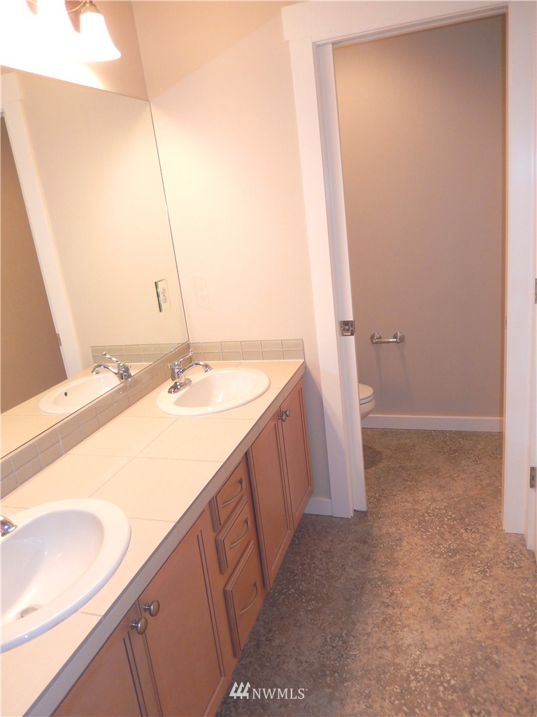 15950 Southeast 164th Place Renton, WA 98058 - Photo 21 of 22 Gallery Image 21