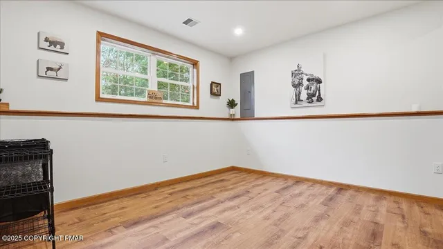 $2,400 | 163 Long Woods Road, Tobyhanna, PA 18466