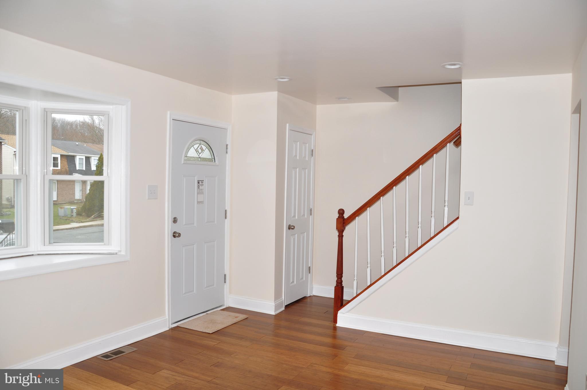 179 Farm Road Aberdeen, MD 21001 - Photo 2 of 30 Living Room