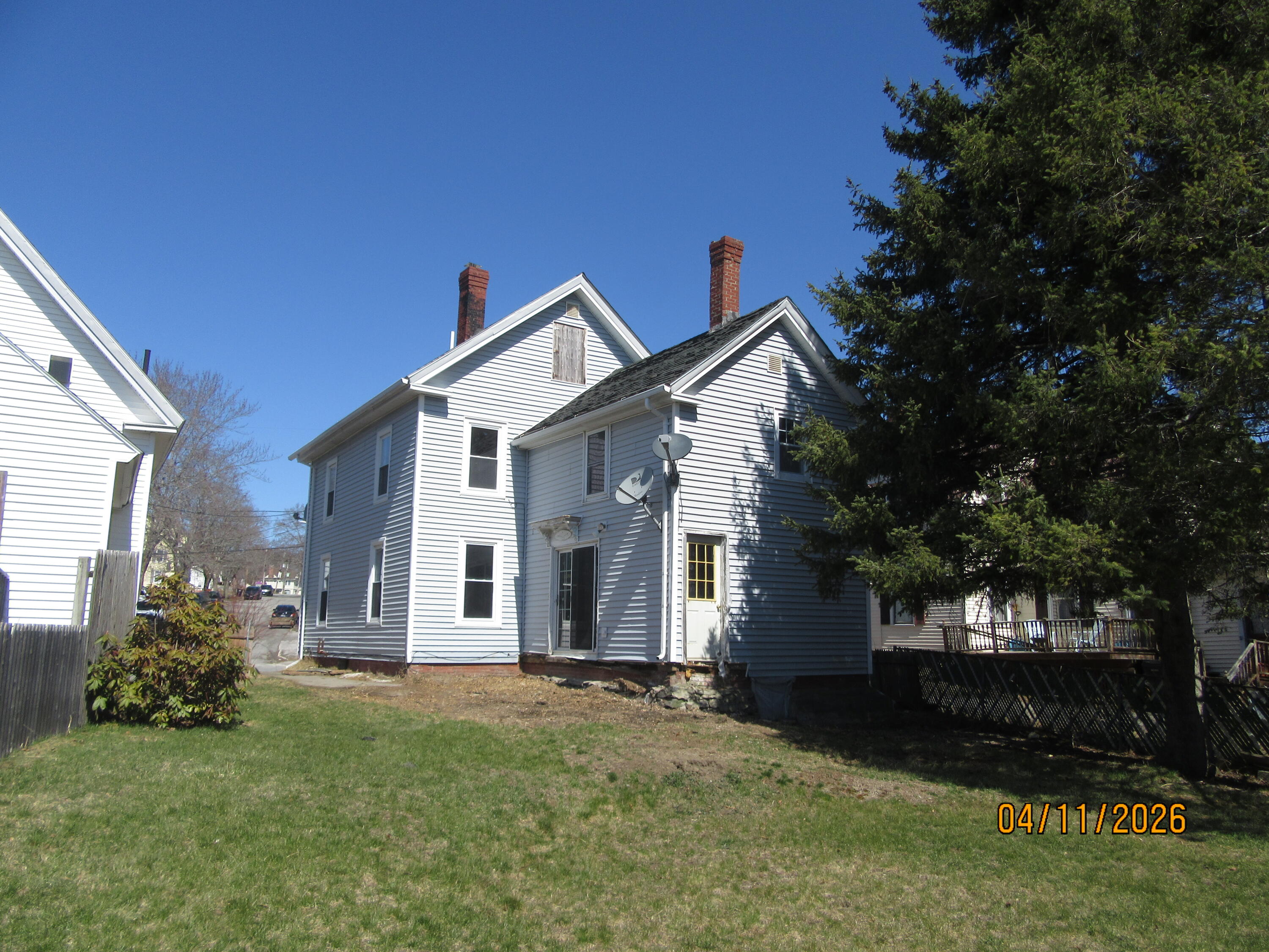 381 Hancock Street Bangor, ME 04401 - Photo 3 of 28 IMG_0059