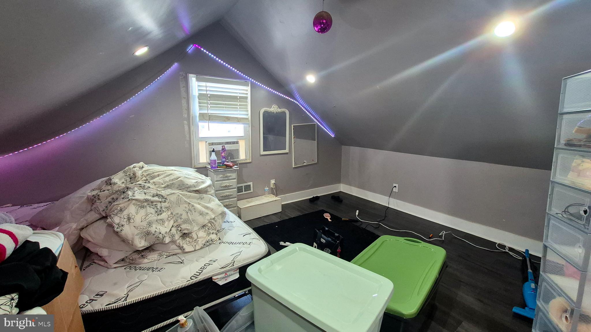 8059 Moro Street Philadelphia, PA 19136 - Photo 9 of 12