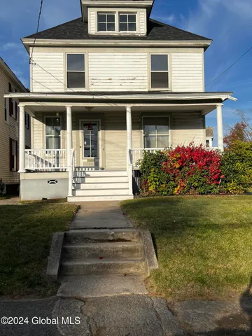 $250,000 | 1643 Rugby Road, Schenectady, NY 12309