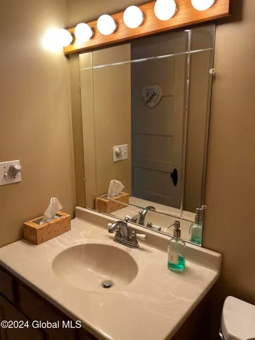 $250,000 | 1643 Rugby Road, Schenectady, NY 12309