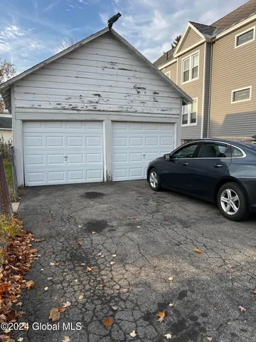 $250,000 | 1643 Rugby Road, Schenectady, NY 12309