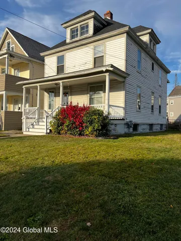 $250,000 | 1643 Rugby Road, Schenectady, NY 12309