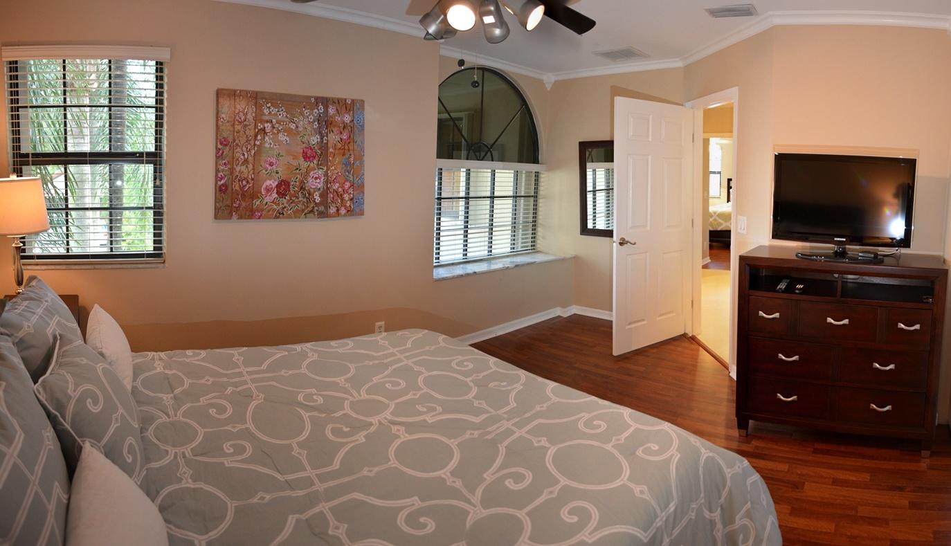 23484 Mirabella Circle South Boca Raton, FL 33433 - Photo 22 of 36 Guest Bedroom