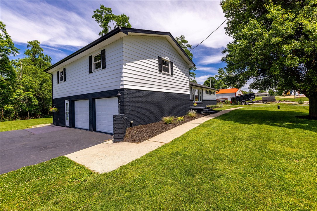 5813 Somers Gratis Road Camden, OH 45311 - Photo 4 of 47